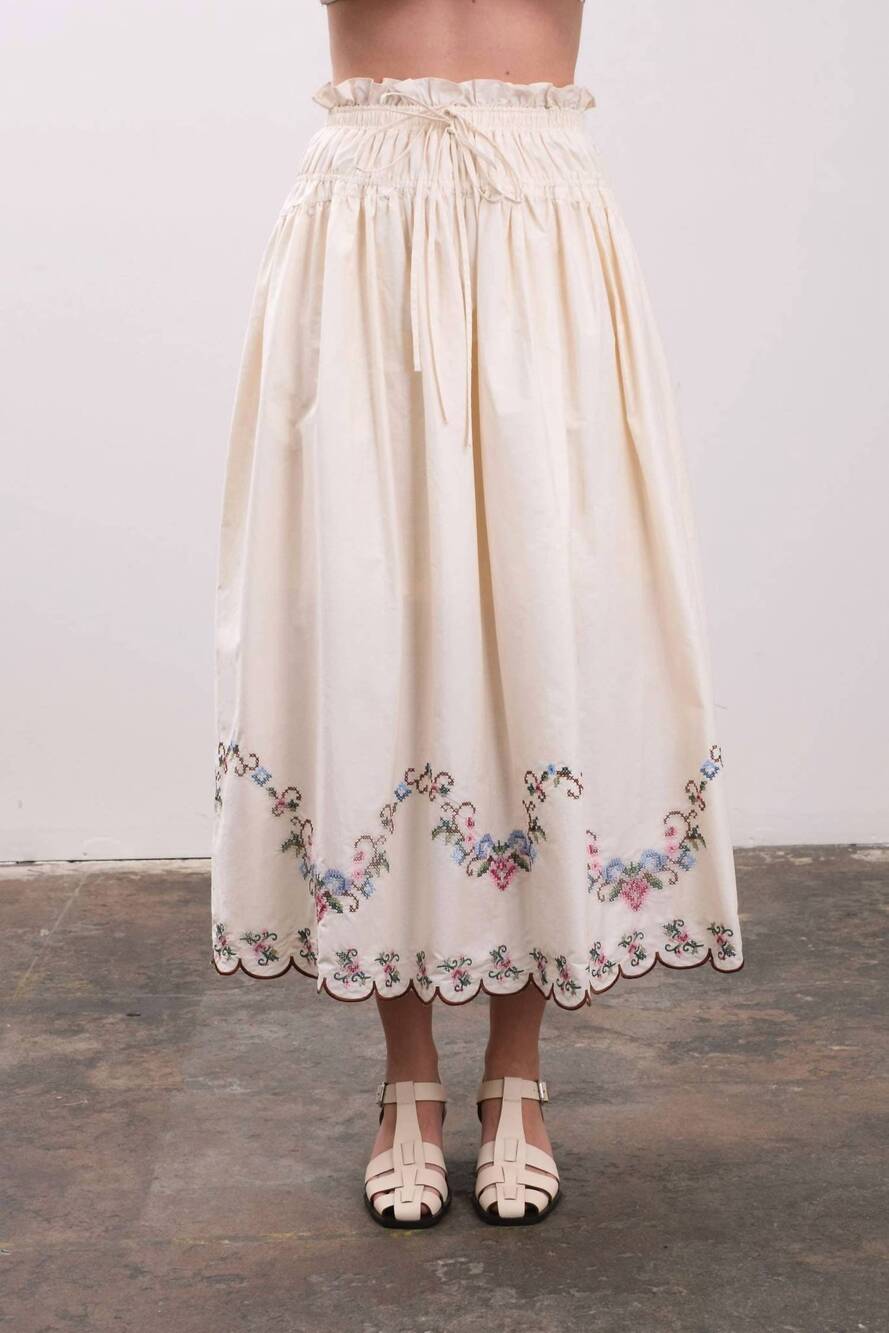 NEW MOON RIVER embroidered eyelet floral hem midi skirt in cream
